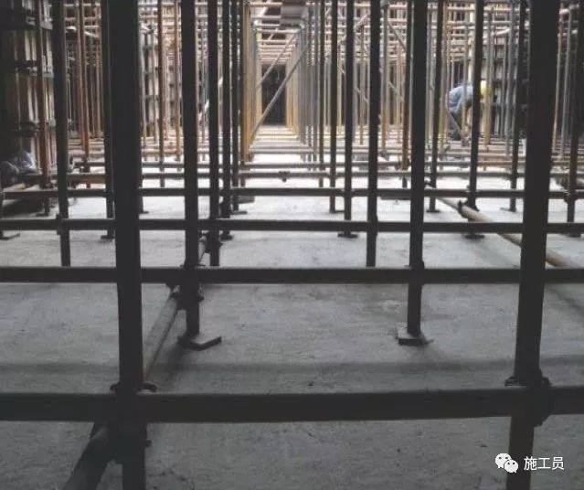 梁板柱模板施工流程,墙梁板模板的施工方法