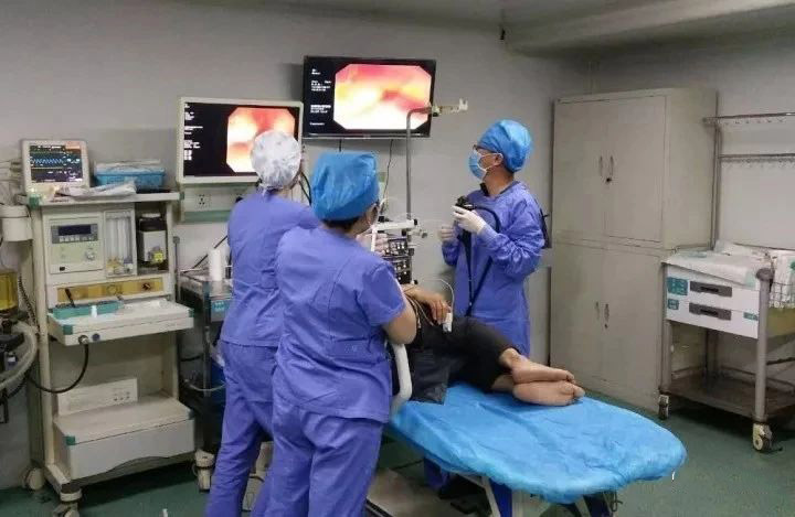 胃镜检查胶囊内镜好吗,胃镜胶囊胃镜钡餐有什么区别