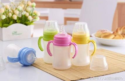 宝宝鹅口疮和口腔溃疡怎么分辨,小儿鹅口疮症状病因及治疗