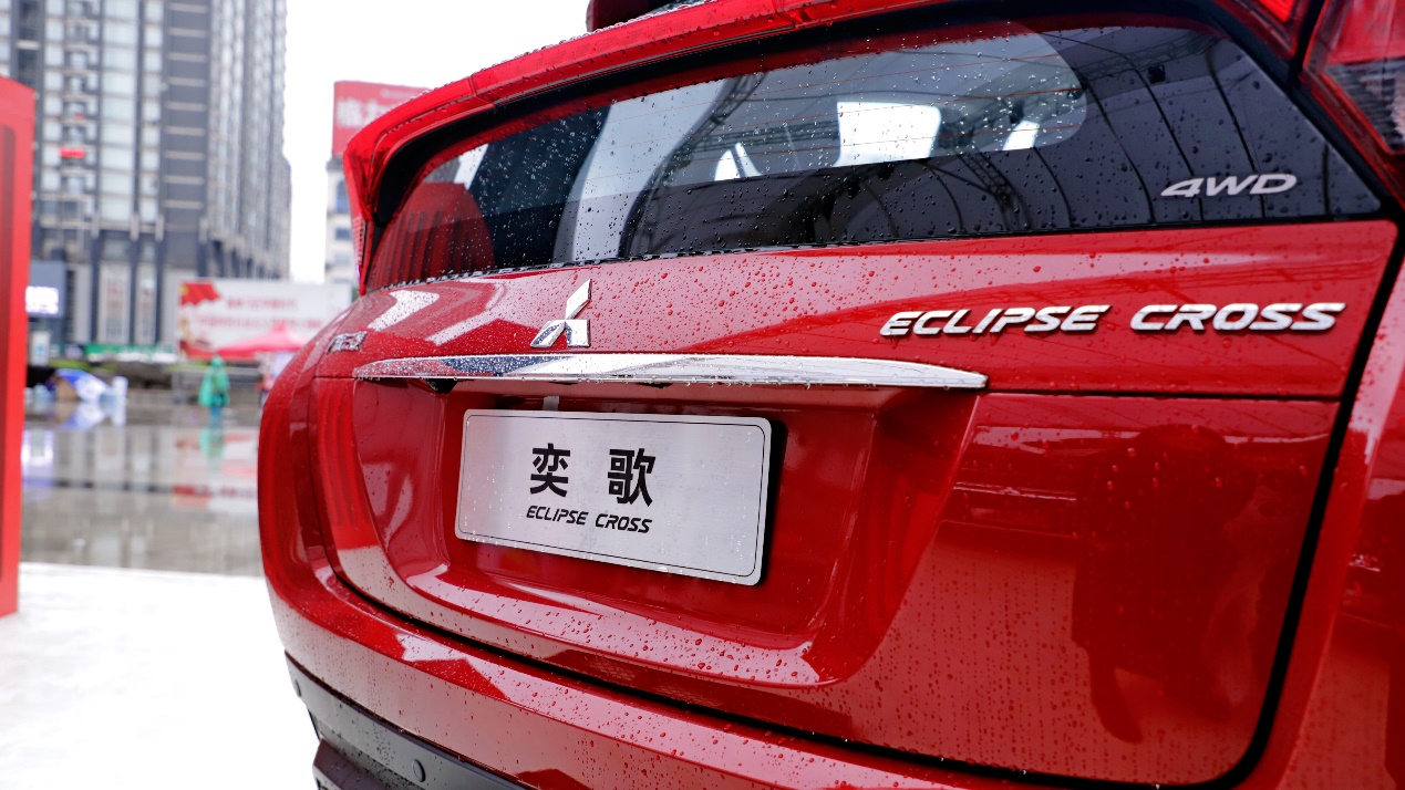 潮流奕歌保驾护航,助力广汽三菱·2018长沙国际马拉松赛