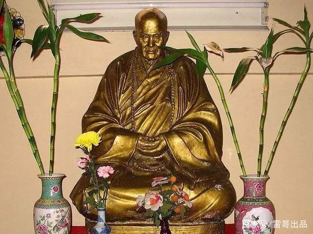 沉香烧过后香灰怎么弄出来,沉香烧完灰是什么颜色的好