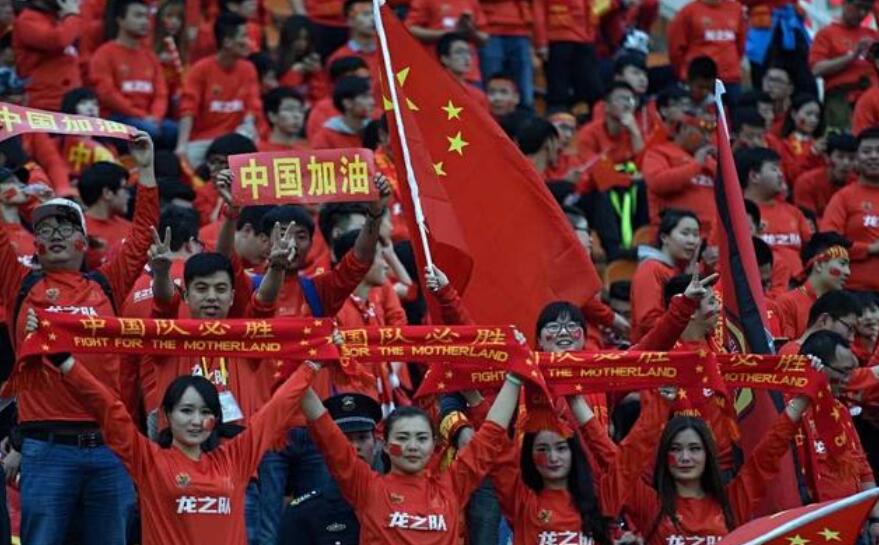 进退维谷！亚洲杯或成里皮绝唱，中国男足仍给足坛出了一道无解题