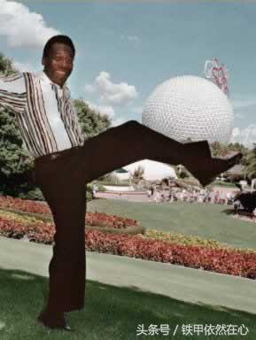 一代球王的诞生记,一代球王贝利完整版