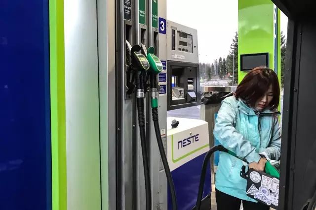 如何在芬兰摆摊赚欧元-自由公路芬兰站之赫尔辛基跨年