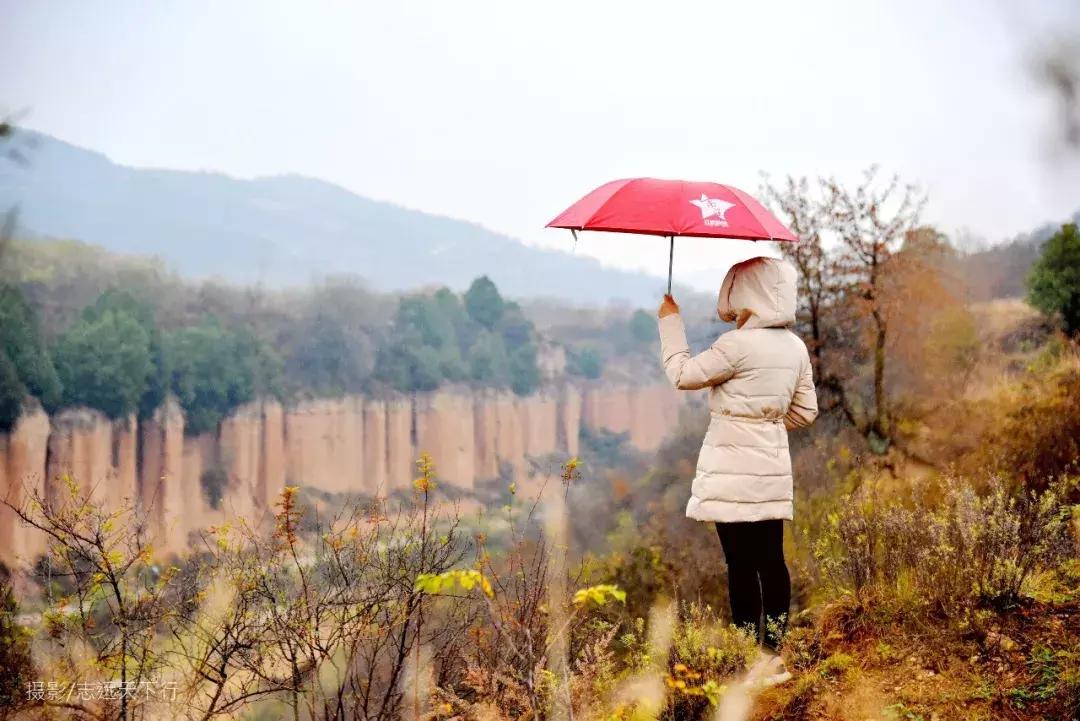 红土林景点,合水红土林