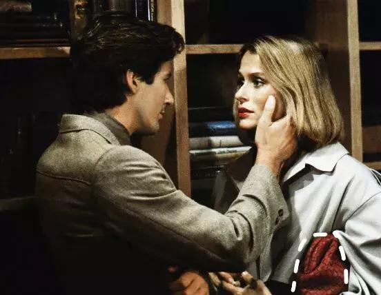 为什么现在的人都喜欢和有钱人玩,为什么有的人喜欢跟有钱人交朋友