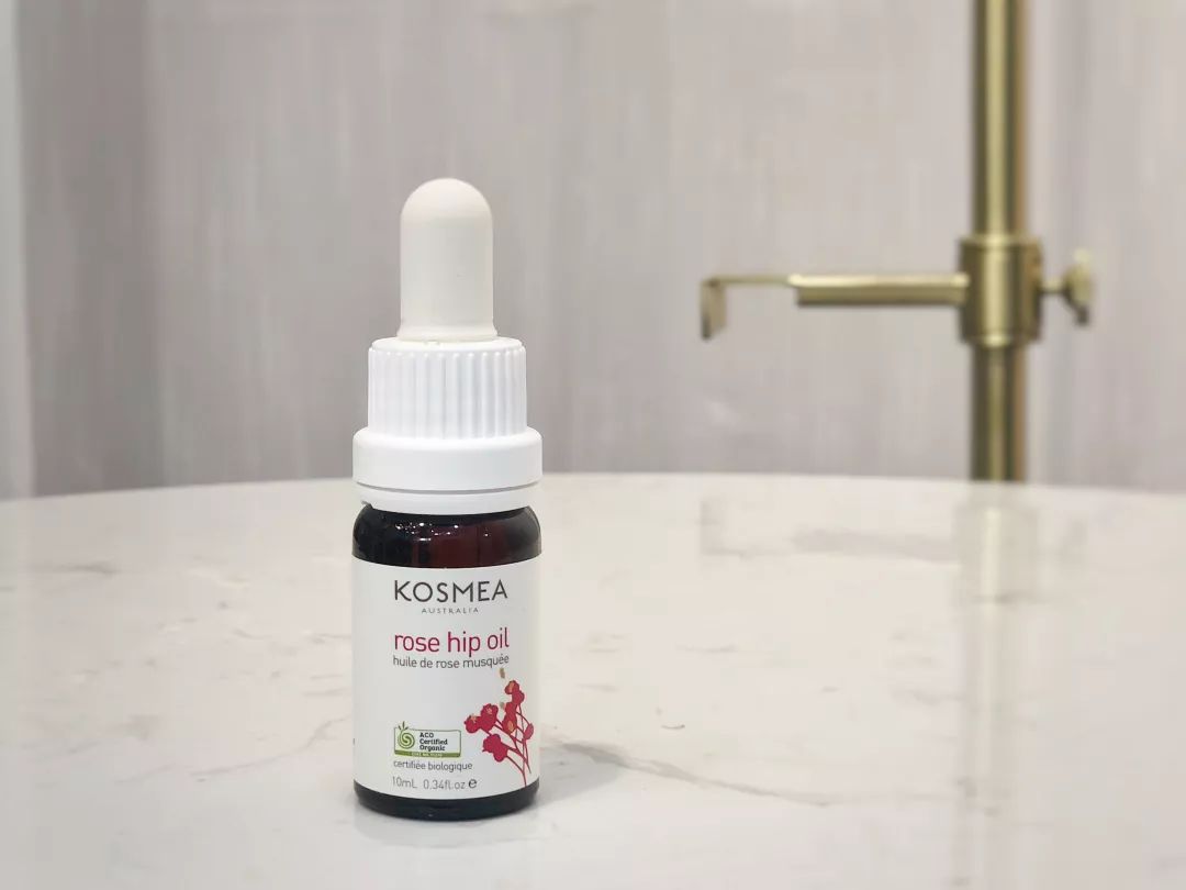 有了这瓶“液体黄金“,今年秋冬注定与干燥、长痘无缘了!