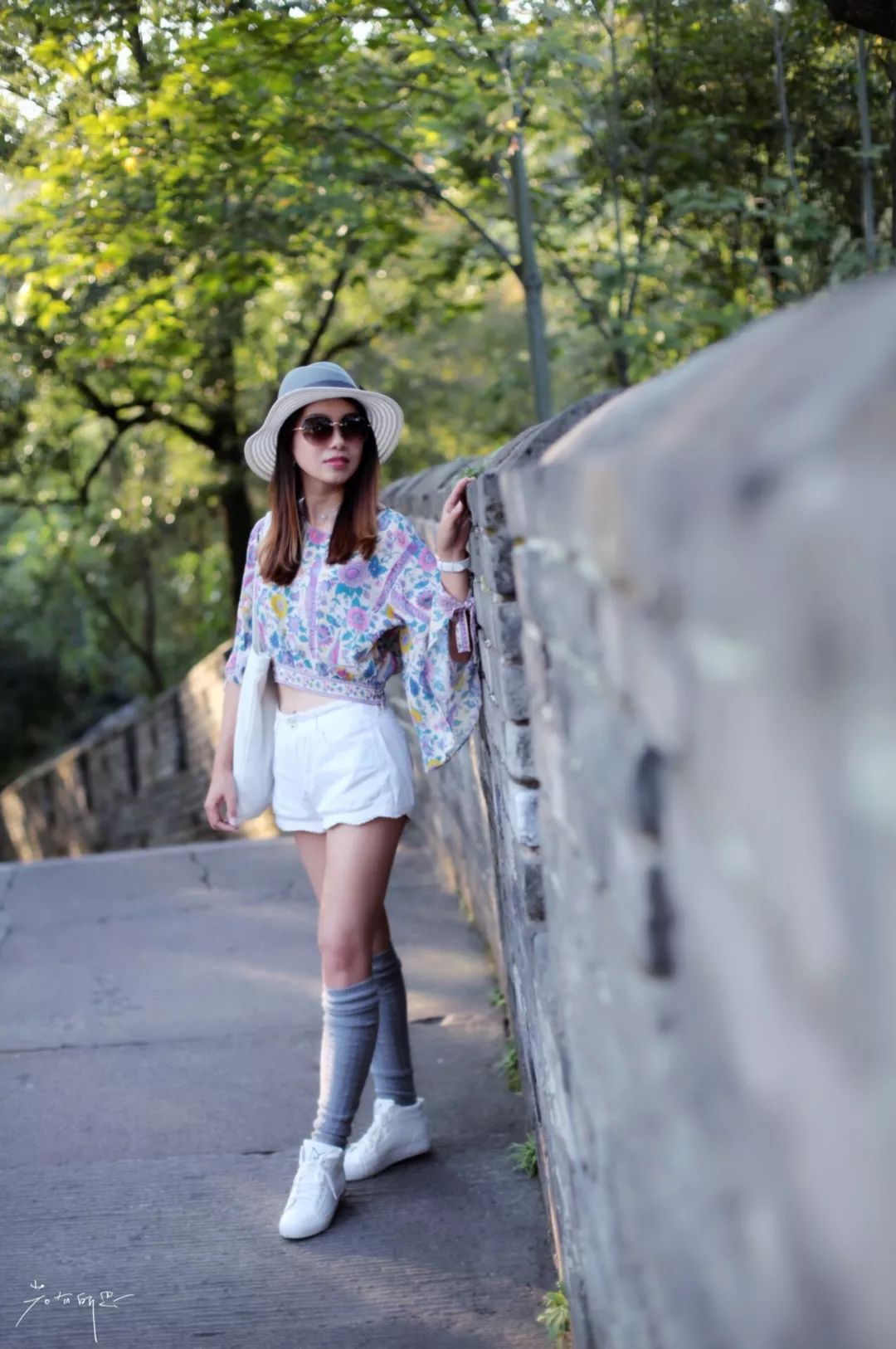 没有人来人往的城市,没有人山人海的地方