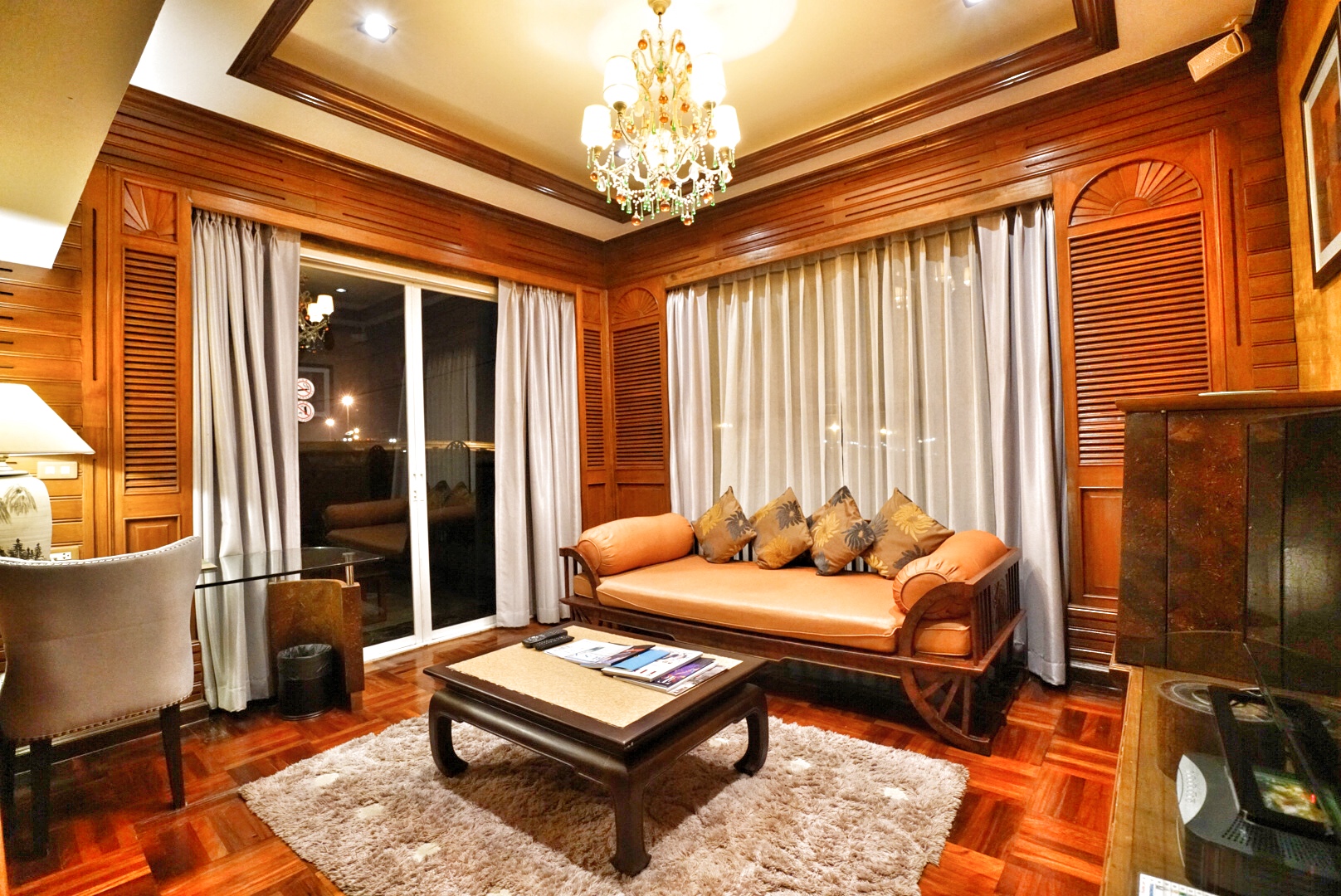 慢行曼谷，和宝贝一起圆一个少年英雄梦