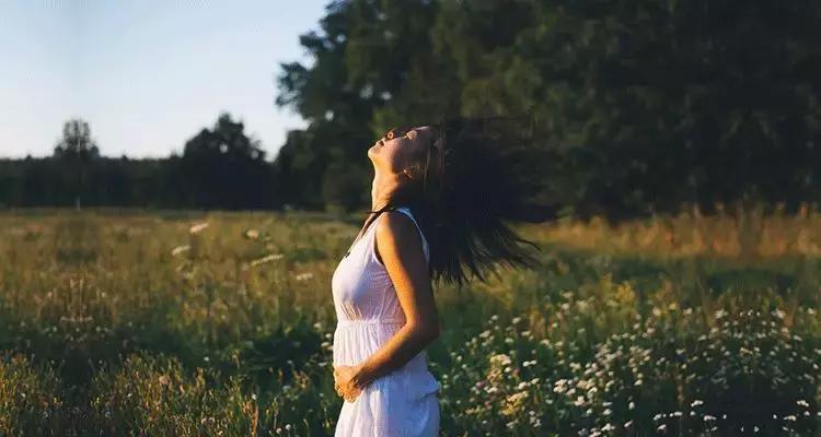 子宫出租实录：能站着挣钱，就别躺着