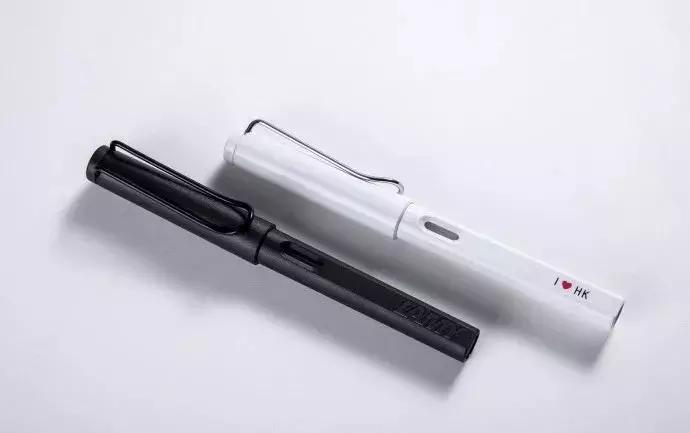 lamy凌美钢笔皮卡丘限量版,lamy钢笔国外包装