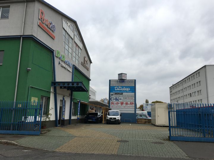 布达佩斯唐人街夜市,聊一聊海外生活