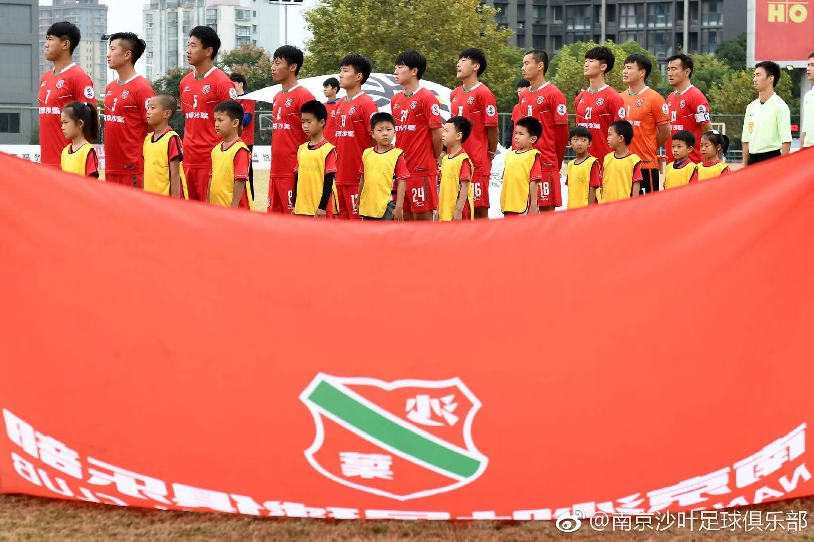 「中冠」“平凡”沙叶，书写绿茵赛场“城市英雄”