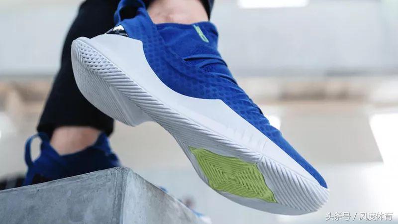 在家里改造一个海洋球馆,在家里布置篮球场