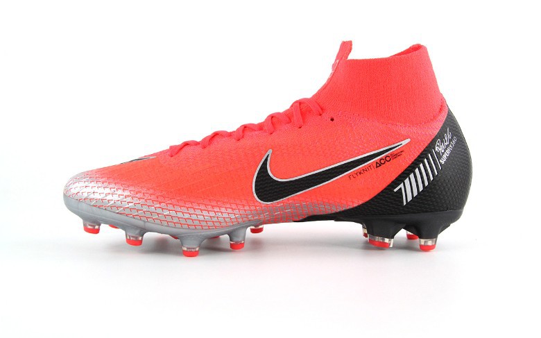 cr7最后一个版本,cr7足球鞋限定版