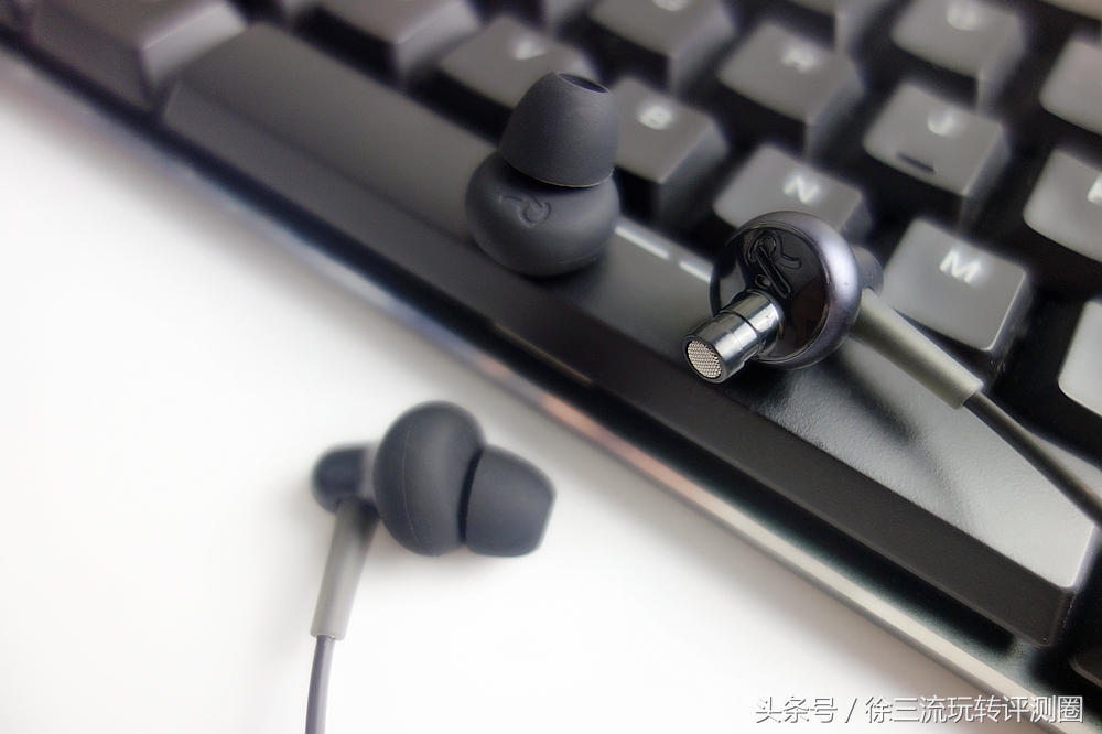 1more时尚豆stylish耳机推荐,1morestylish双动圈耳机