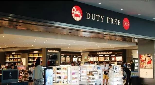 中国海关提醒要出国的你,海关规定回国带多少钱的东西