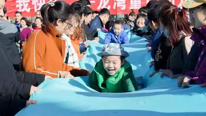 大手牵小手亲子运动会活动目的,小手拉大手一起来运动亲子运动会