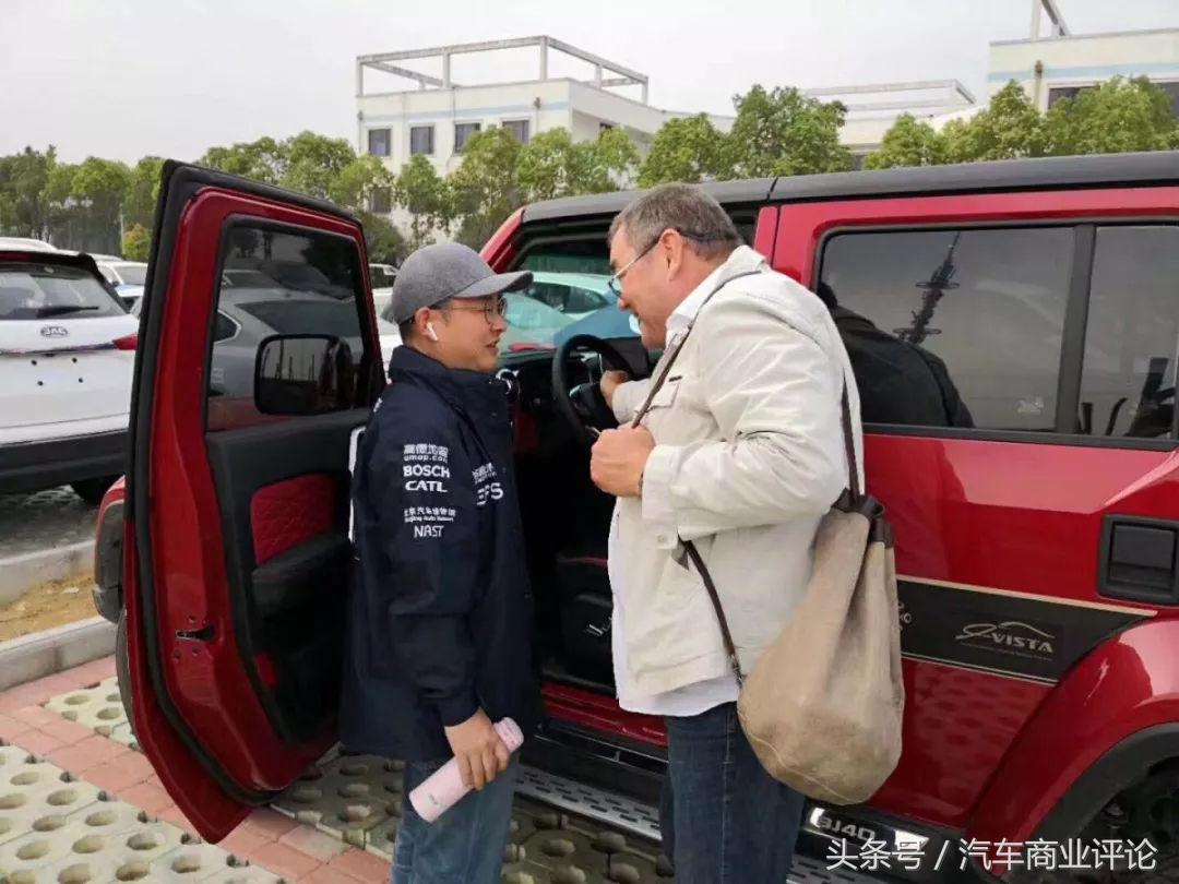 一场耗时11天的庖丁解车，谁在裸泳？谁死谁活？