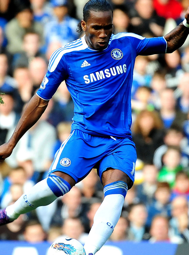 关于足球的手机壁纸,适合手机足球动态壁纸