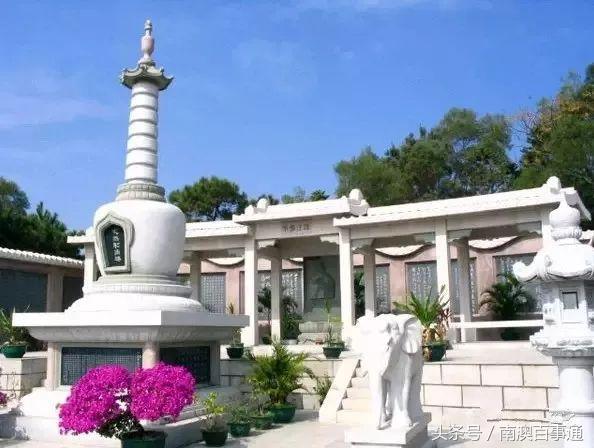 他财富不如李嘉诚，但在潮汕老家却比李嘉诚有名~