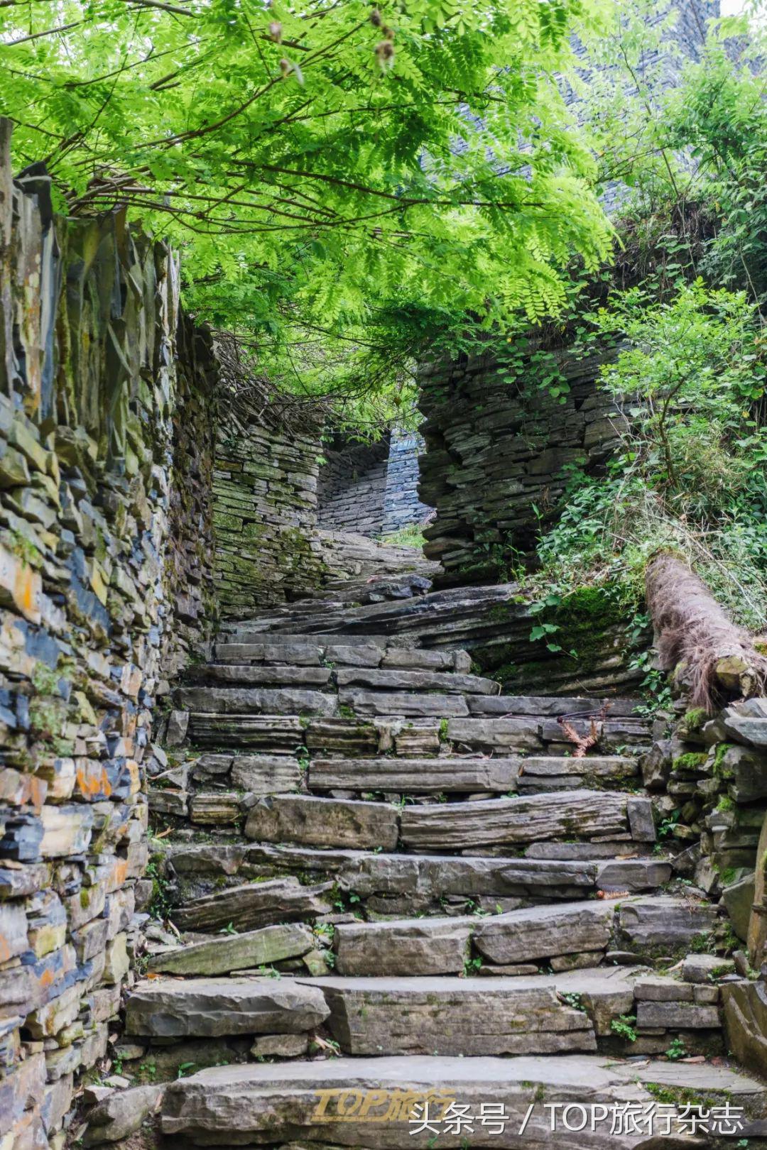 湖南悬崖上的苗寨,秘境湘西张家界