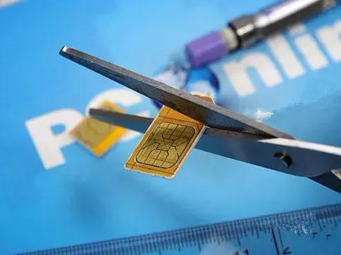 移动sim卡演变,手机sim卡最新形状