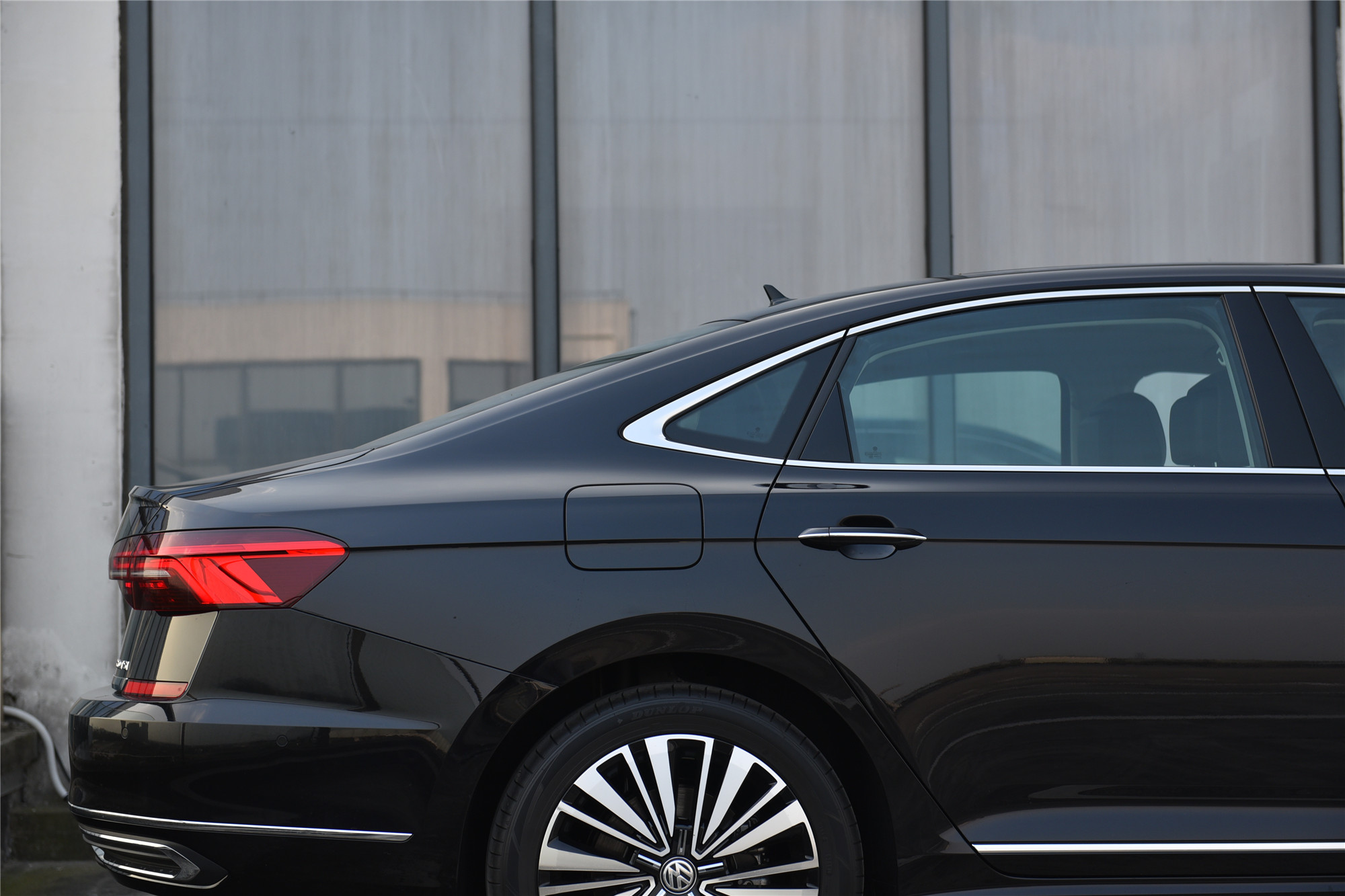 帕萨特途昂怎么选,途昂和帕萨特对比