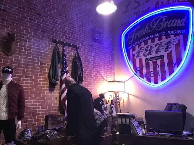 从中国开车来巴黎,从中国开车到欧洲