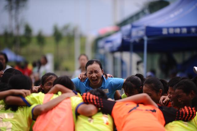 湛江体校女子足球,湛江女足袁建利