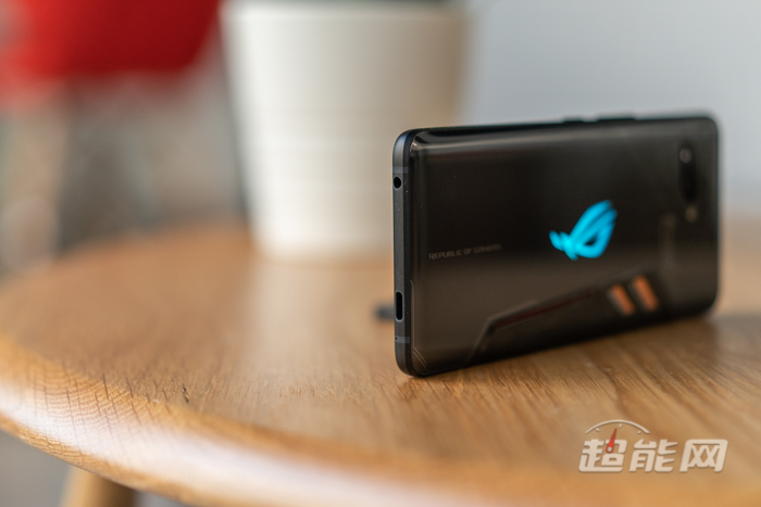 华硕rogstrixb460igaming,华硕rog最新款手机