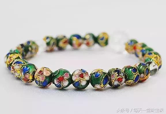 锆石和施华洛世奇水晶哪个值钱,十大假珠宝