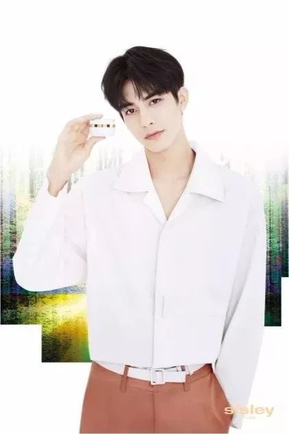 比眼霜管用的眼部保养手法,让眼睛不老的秘密眼霜