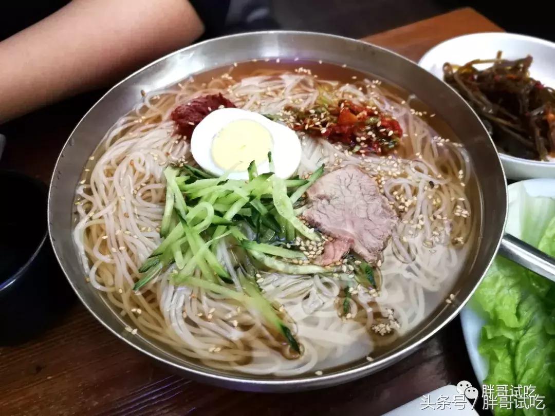 胖哥试吃骰子糖果,韩国胖哥试吃