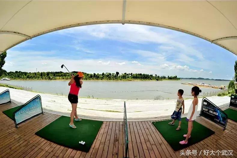 在武汉的几十块钱泡温泉网红景点,温泉泡池网红地点