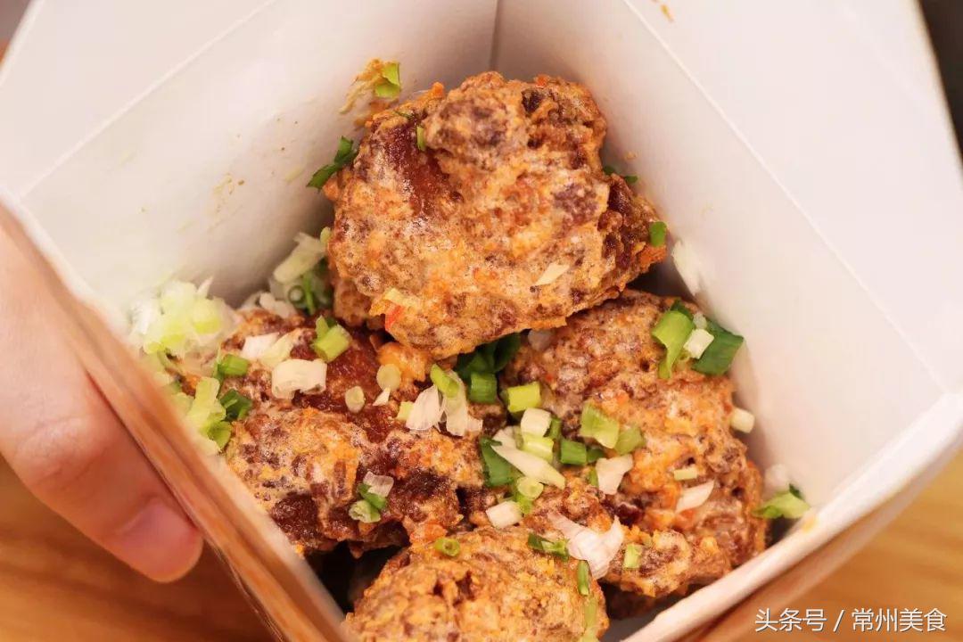 一口蛋黄，整个世界！这家南京网红小吃一路火到常州！