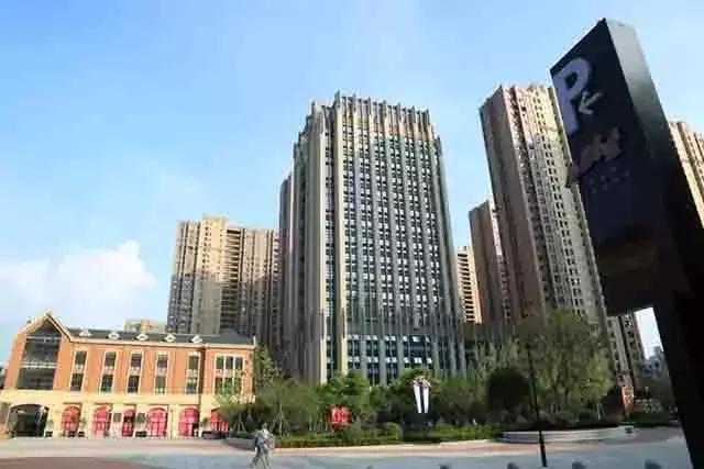 红蓝绿黑你喜欢什么色,红绿蓝清新配色