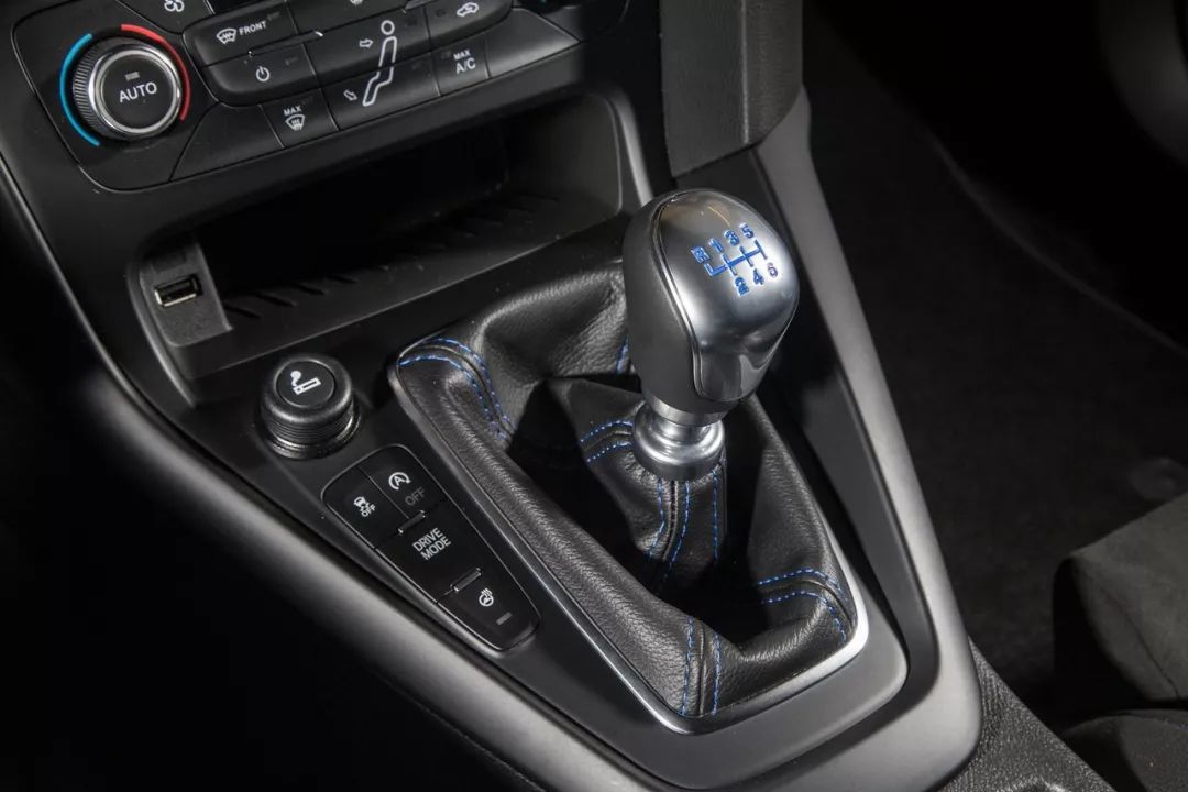 既能家用还帅的车,既能拉东西也能家用的车