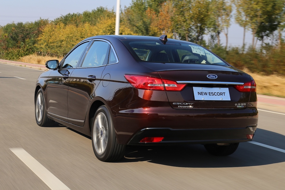 新一代福特福睿斯3缸1.5肉不肉,三缸福特福睿斯测评