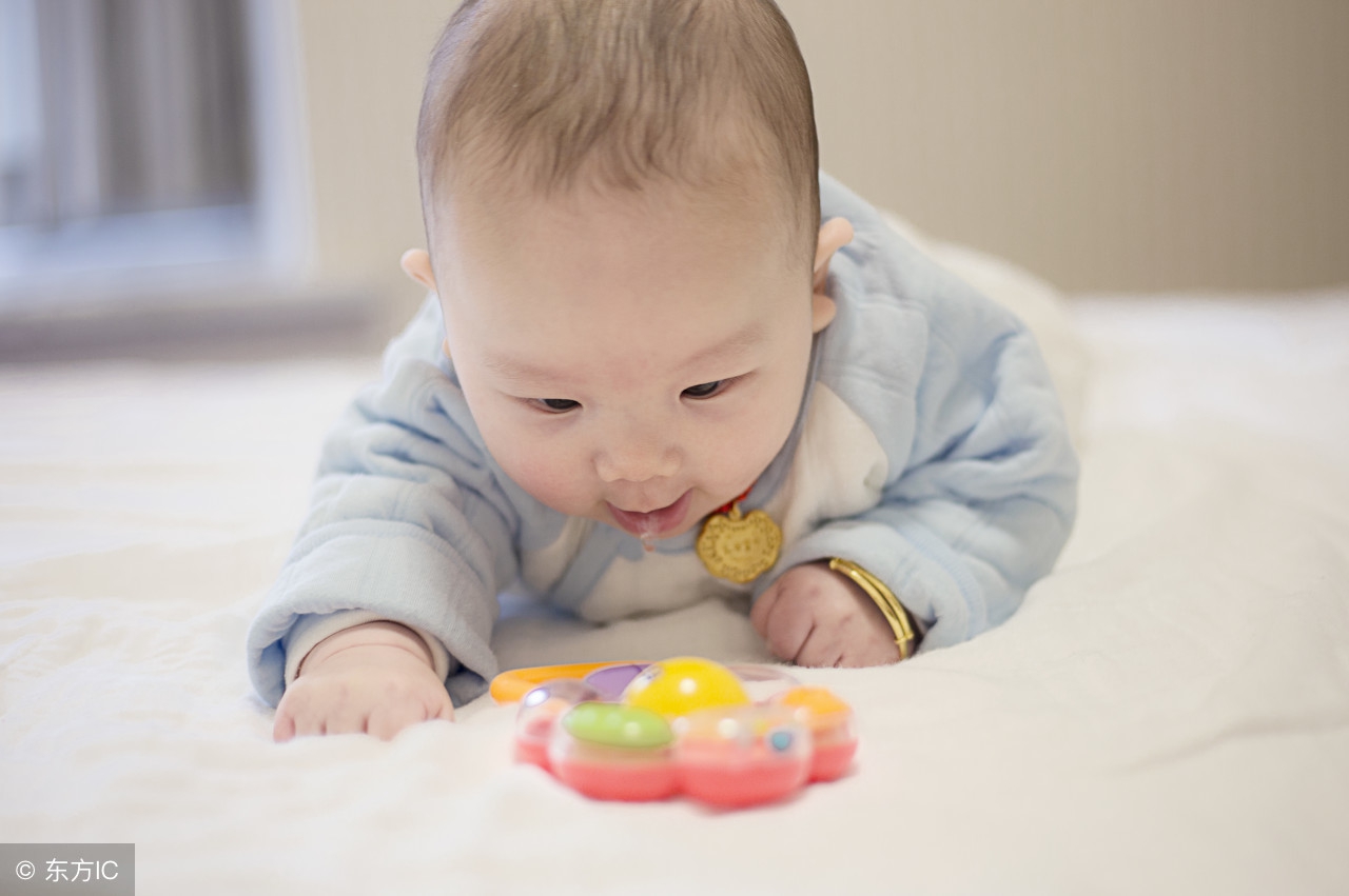 0-1岁幼儿亲子游戏,0-1岁亲子游戏大全