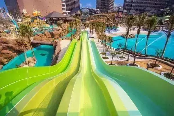 夏天玩水比较刺激的地方,玩水刺激好玩的地方推荐