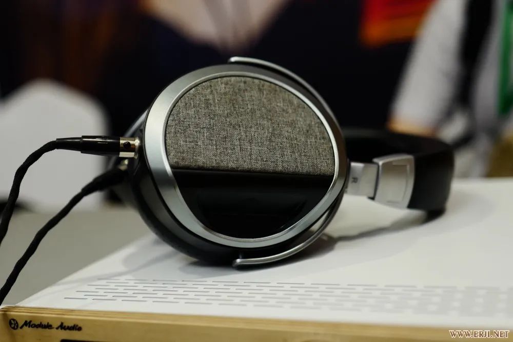 展商如何布展，才能让展位人气显得特别旺？成都国际耳机展大报道