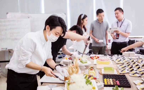 一个月收入2万什么水平,一个月收入2万元靠谱吗