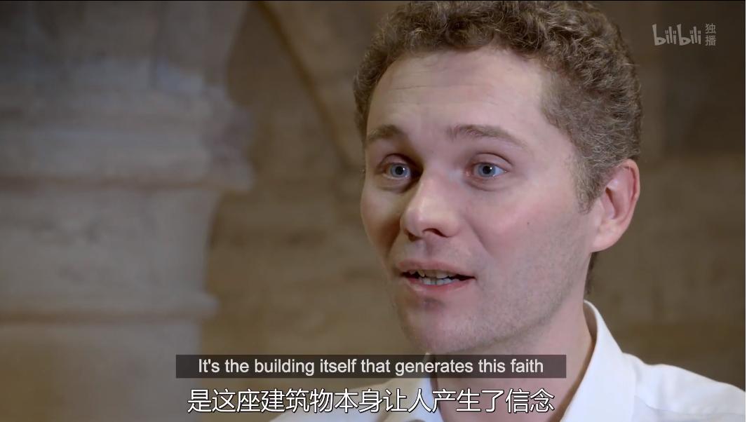 被大火烧毁的法国建筑,法国地标建筑着火