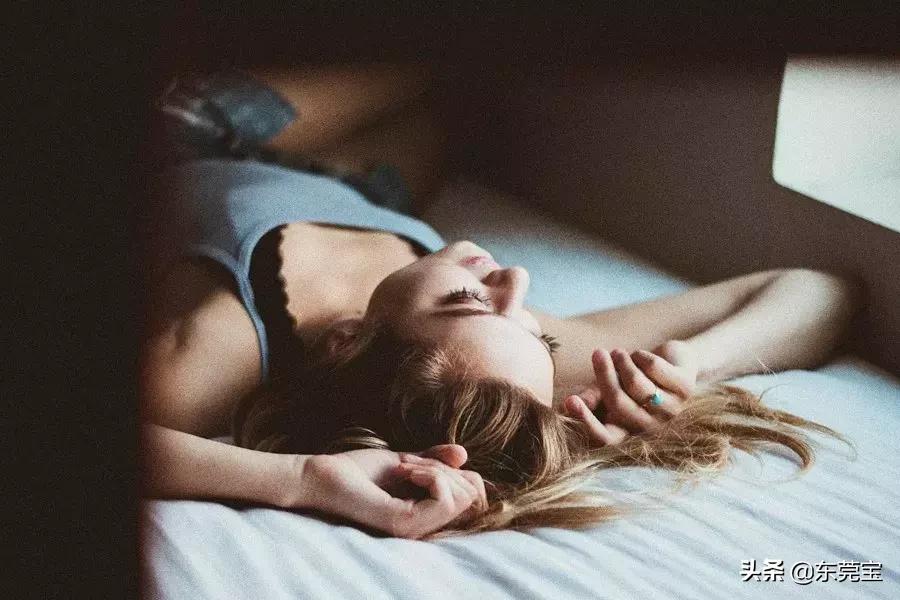 不打麻药，穿刺下身，一次5万，被捧在手心的女孩，正在贱卖自己