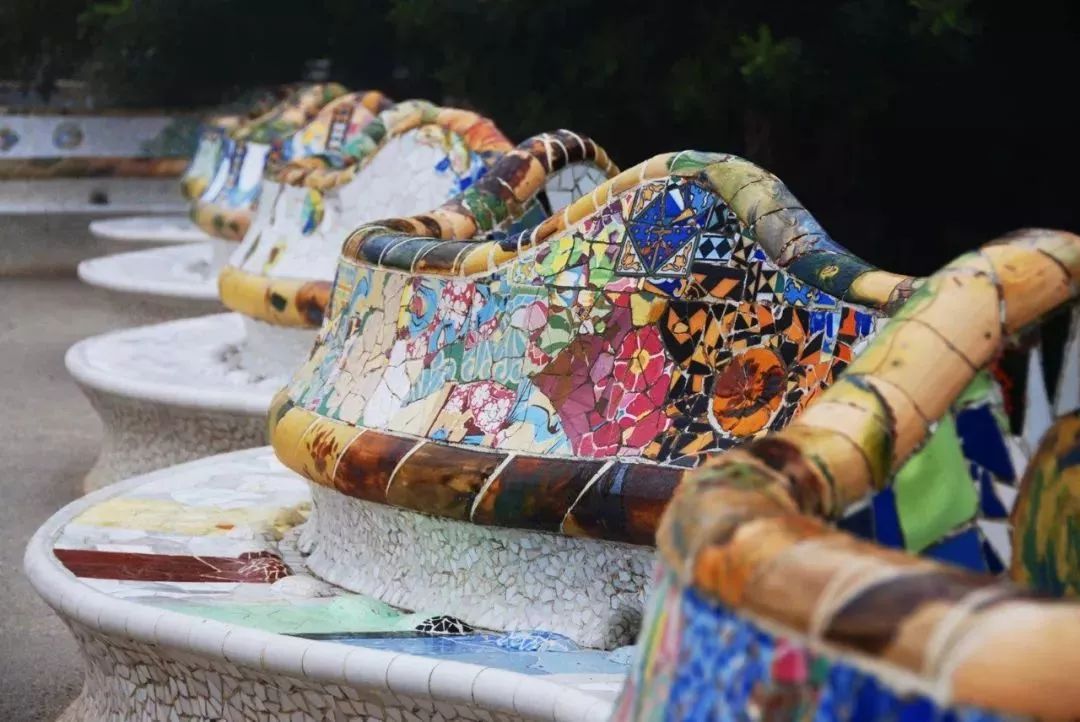 巴塞罗那72小时:住进高迪的幻梦世界