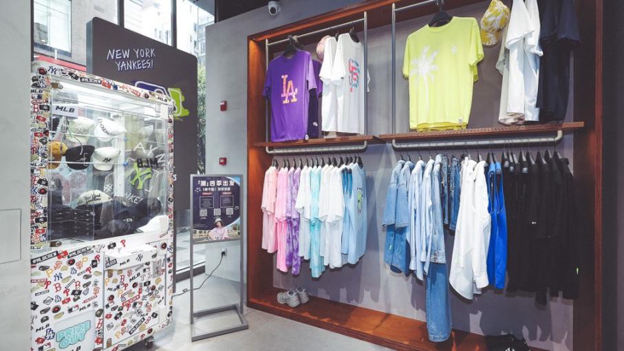 mlb四季坊店怎么样,mlb门店陈列穿搭