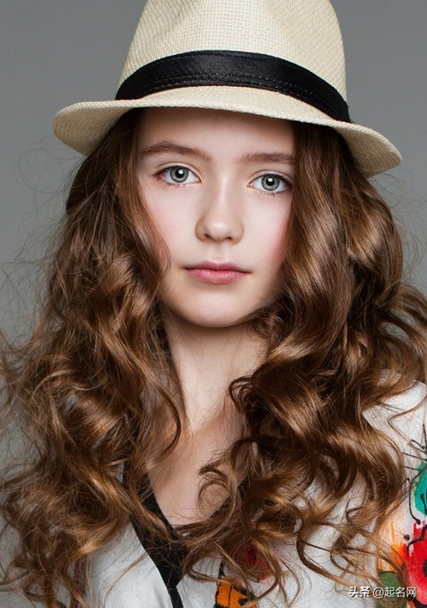 300个好听女孩名,300个好听到爆的女孩名字