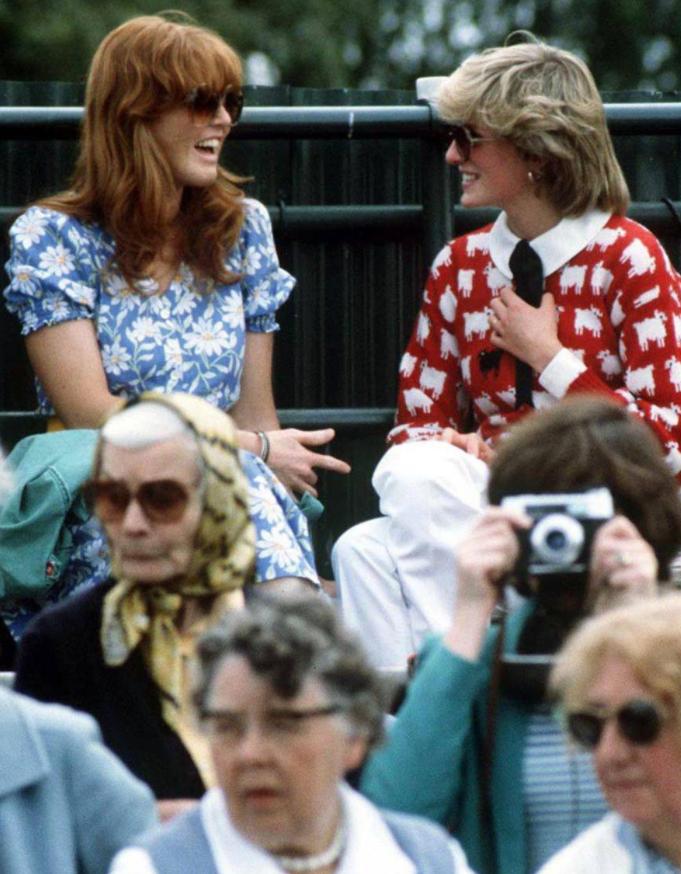 女王厌恶戴安娜,女王嫉妒戴安娜王妃