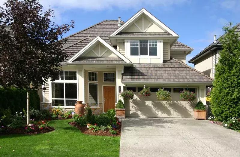 加拿大首都是哪个城市温哥华,加拿大温哥华与维多利亚哪个宜居